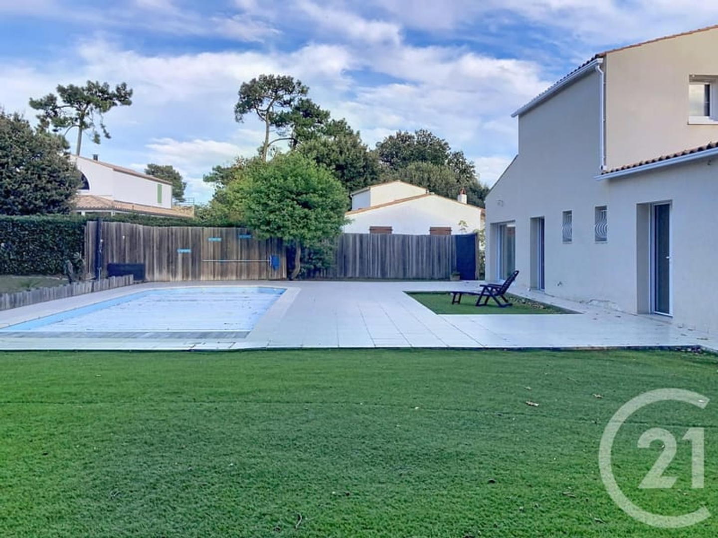 Maison à vendre - 5 pièces - 125m2 - Saint-Trojan-Les-... (17370)