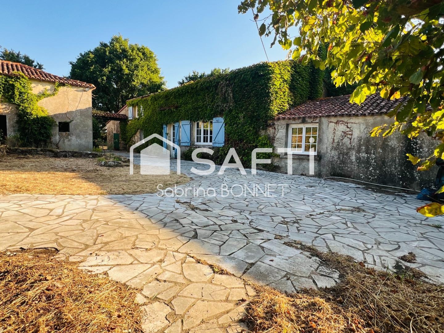 Maison à vendre - 6 pièces - 142m2 - Bellevigny (85170)