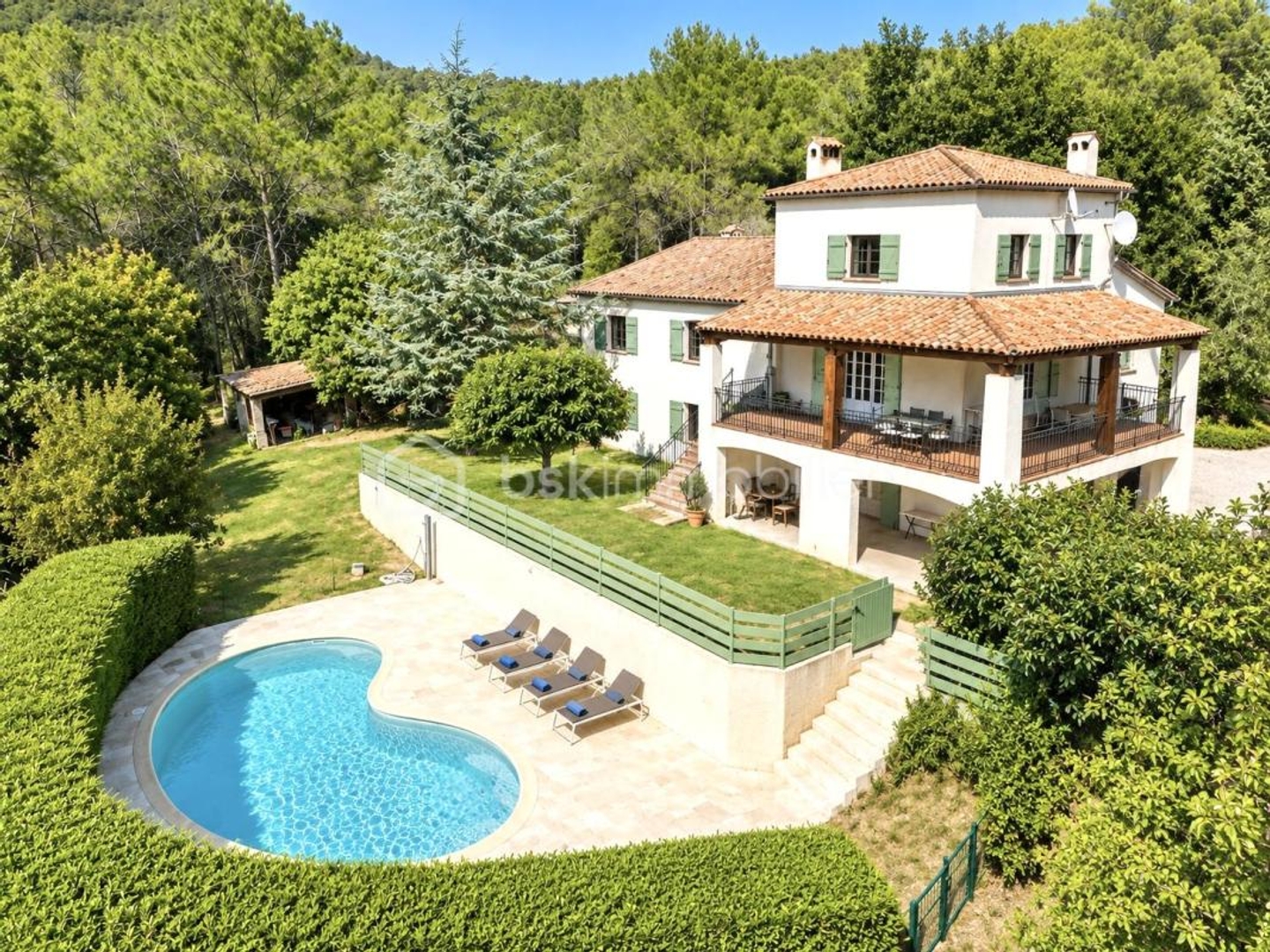 FAYENCE  PROPRIÉTÉ D'EXCEPTION SUR 2 HECTARES