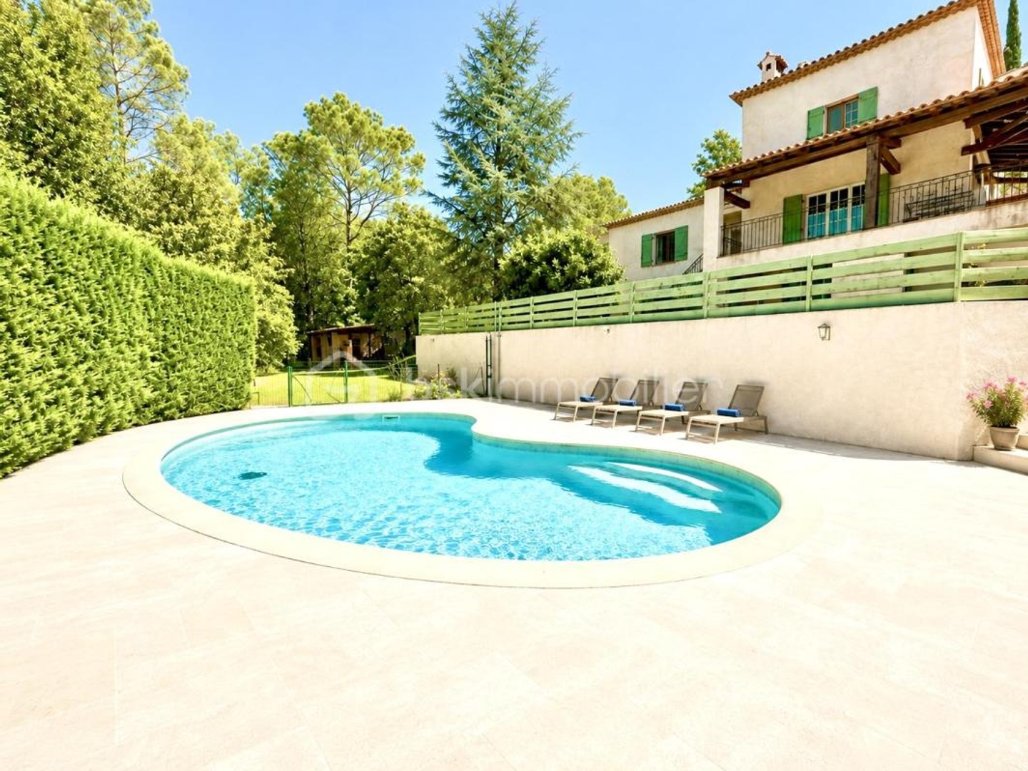 Maison à vendre - 9 pièces - 74m2 - Fayence (83440)