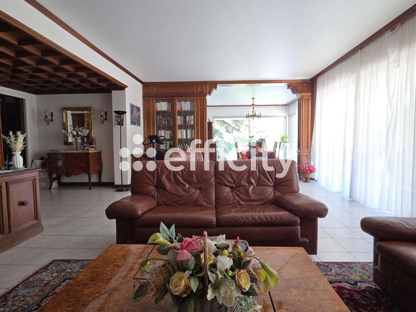 Appartement à vendre - 4 pièces - 145m2 - Marseille 8e (13008)