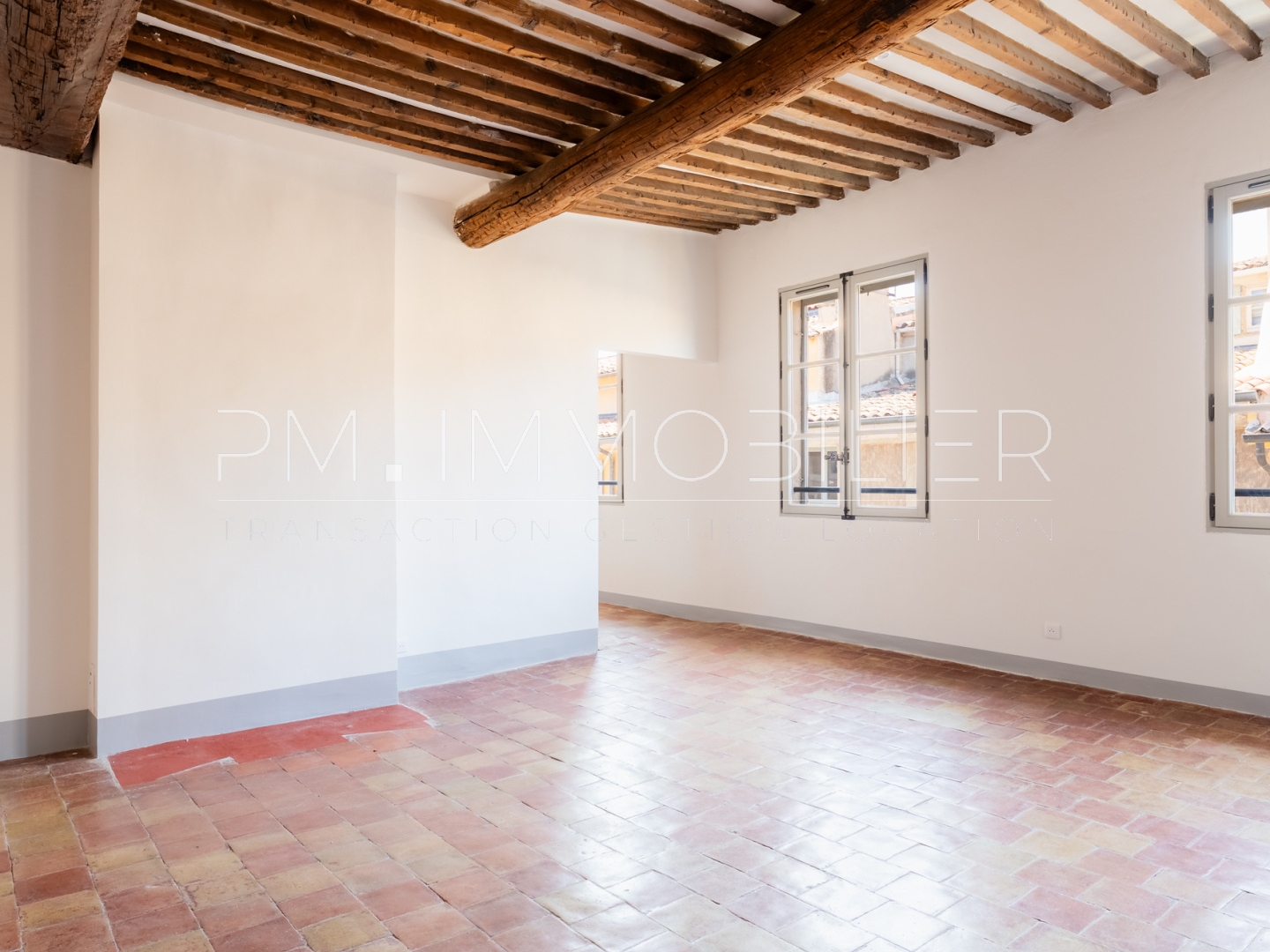 Appartement à vendre - 5 pièces - 105m2 - Aix-En-Provence (13100)