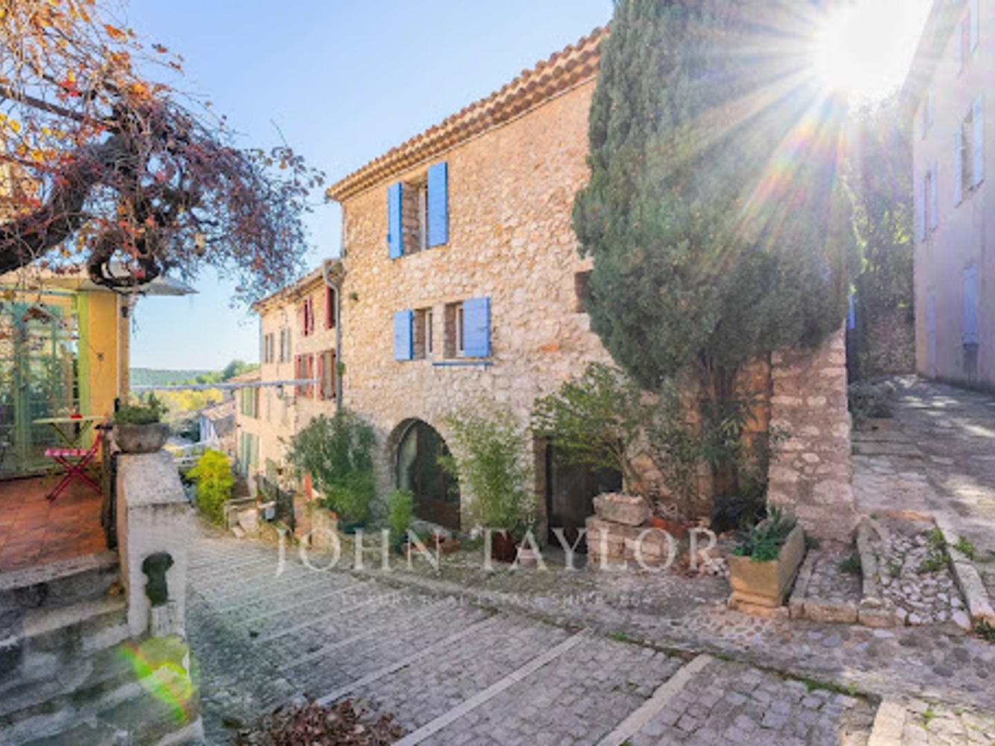 Propriété 4 pièces 128 m²