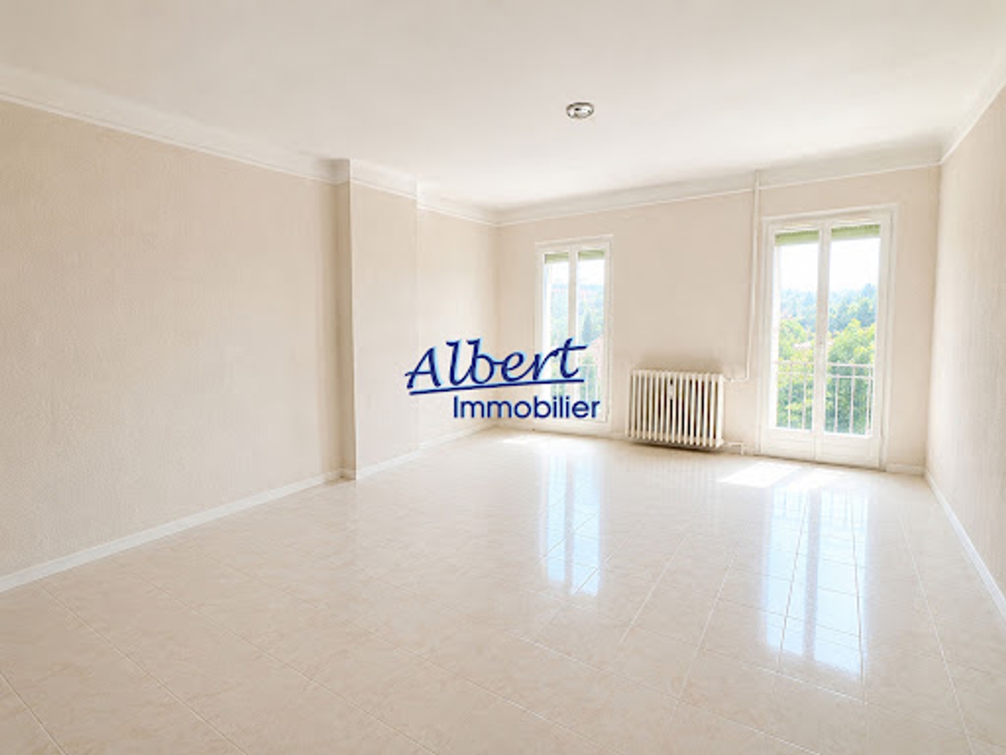 Appartement à vendre - 6 pièces - 138m2 - Six-Fours-Les-Plages (83140)