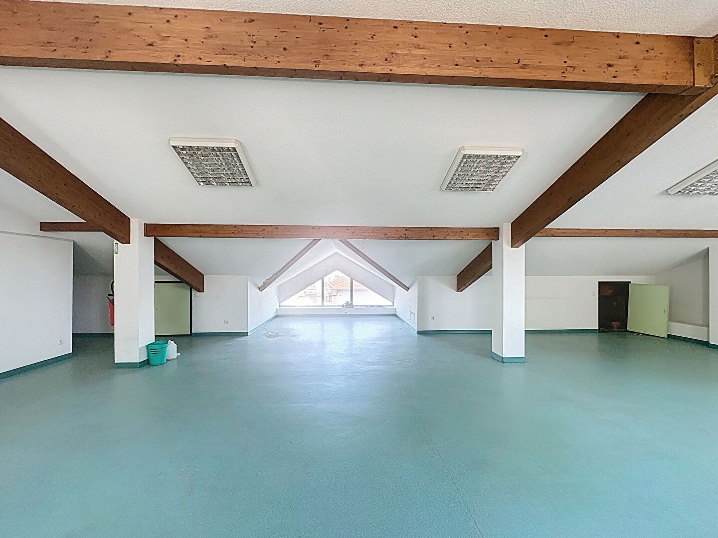 Locaux à vendre - 80m2 - Auch (32000)