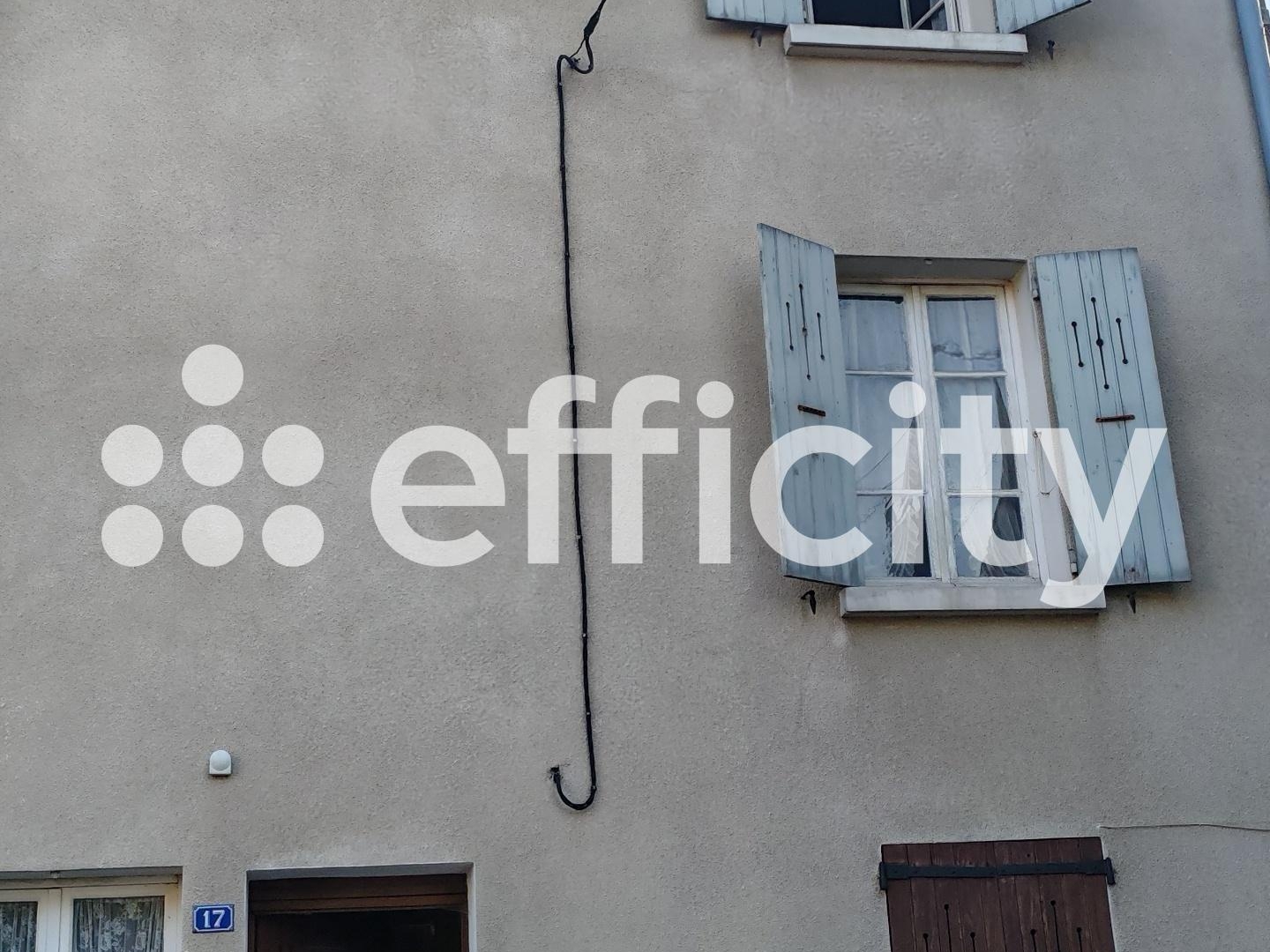 Maison à vendre - 7 pièces - 140m2 - Saint-Laurent-Du-... (38380)