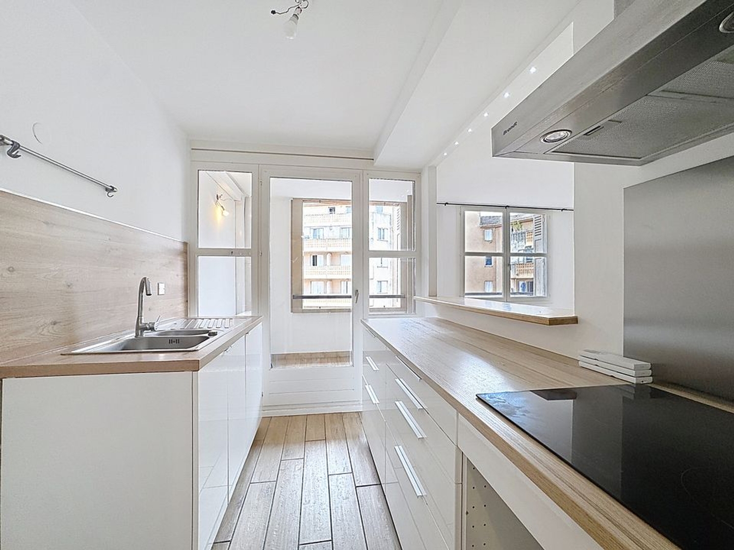 Appartement à vendre - 3 pièces - 73m2 - Aix-En-Provence (13100)