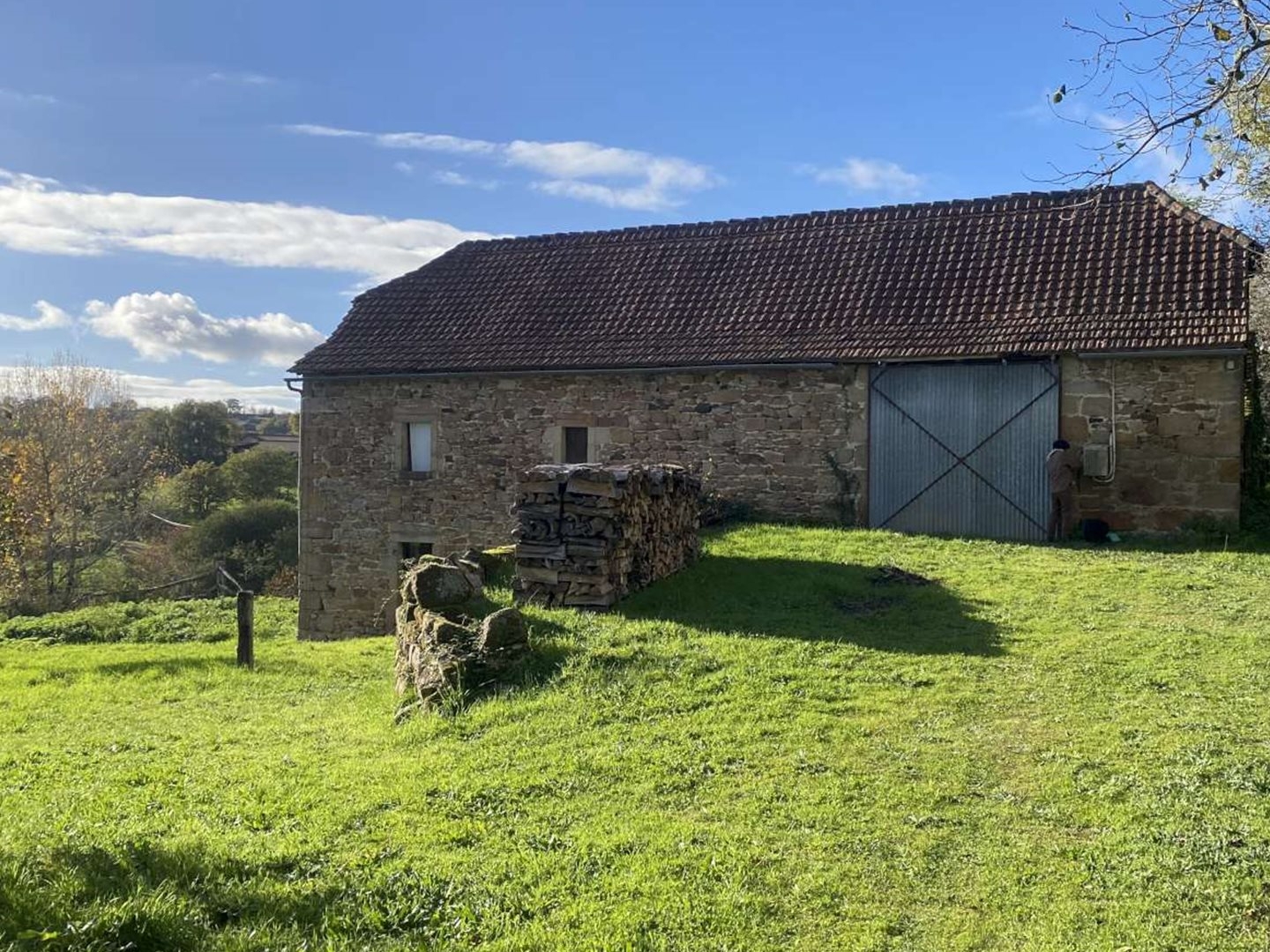 Maison à vendre - 2 pièces - 200m2 - Le Bouyssou (46120)