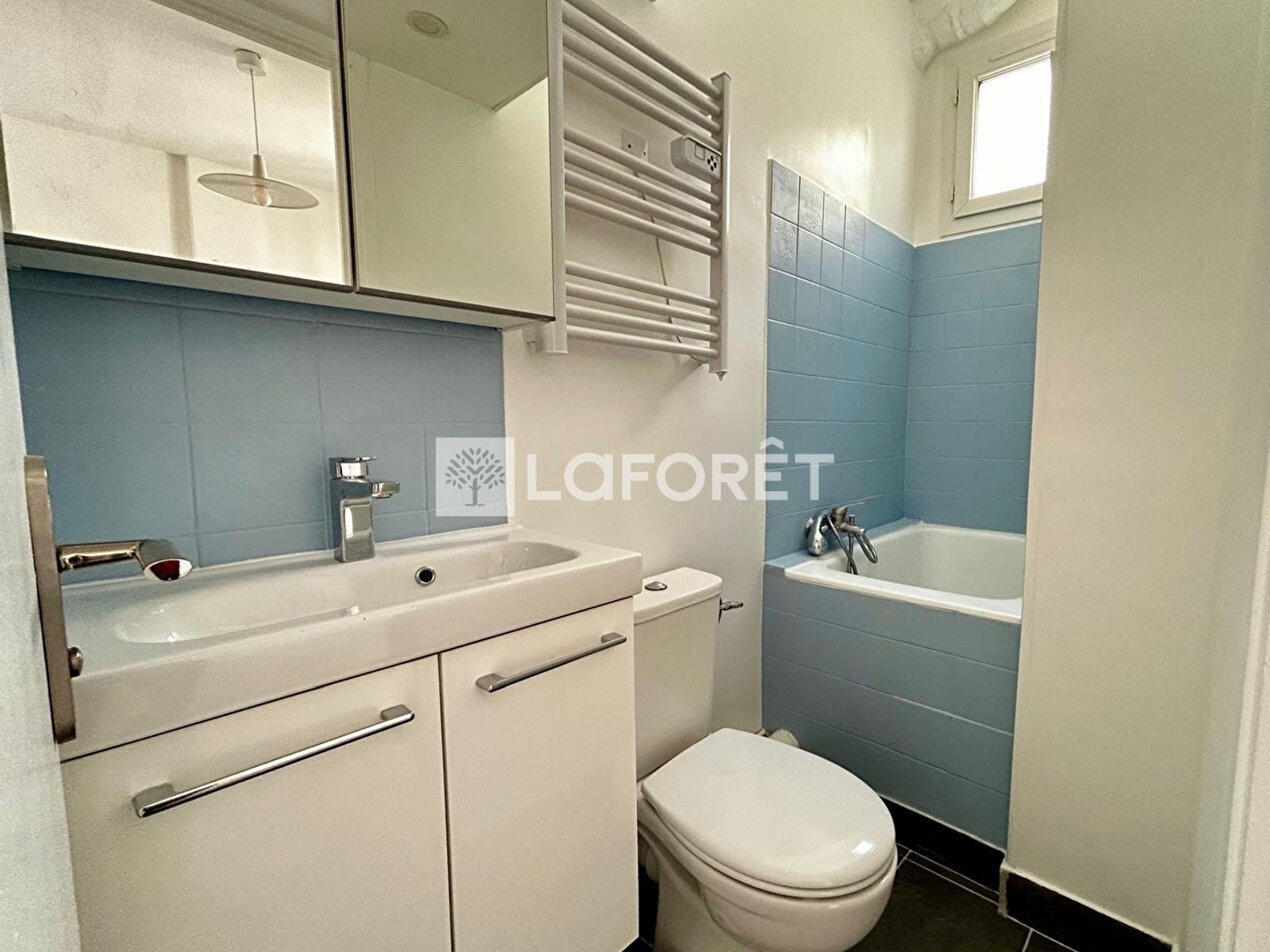 Appartement à vendre - 2 pièces - 27m2 - Saint-Cloud (92210)