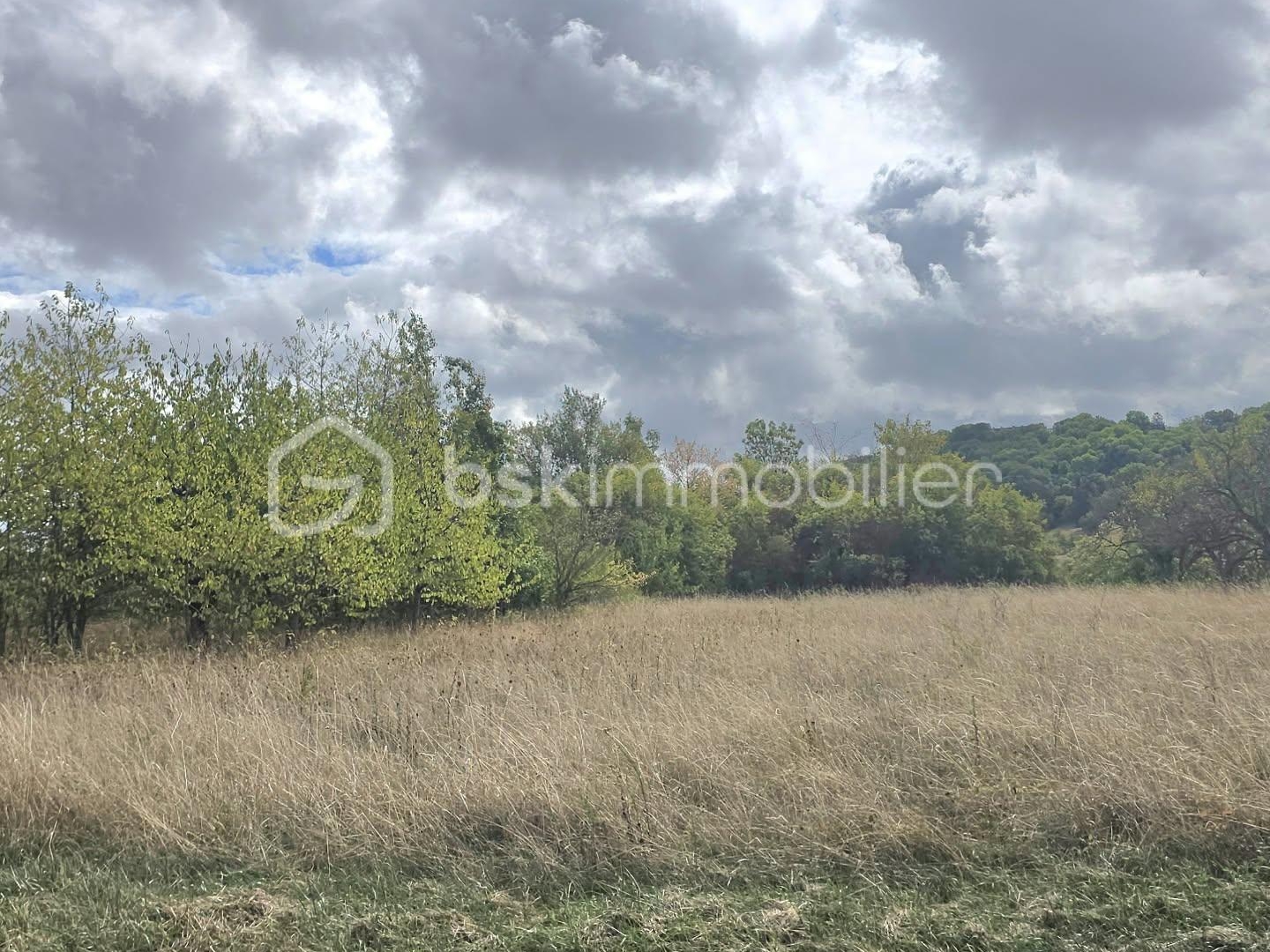 Terrain 1900 m²