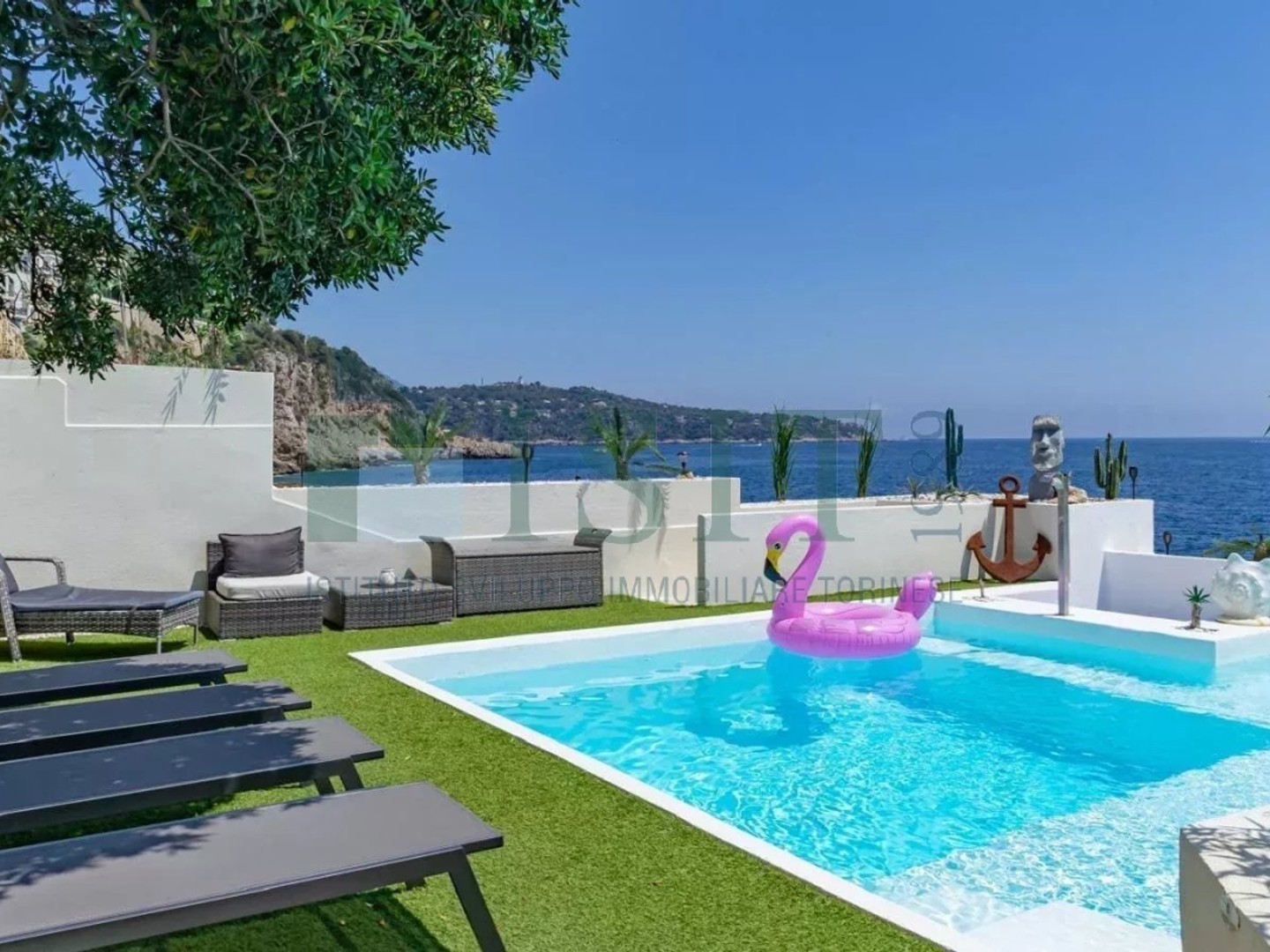 PROPRIÉTÉ D'EXCEPTION - CAP DE NICE