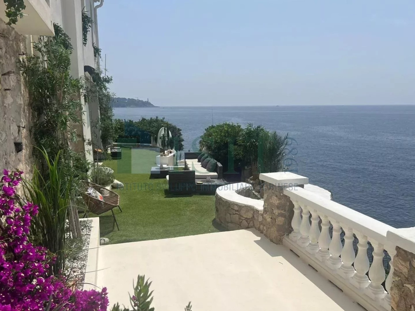 Maison à vendre - 8 pièces - 405m2 - Nice (06000)