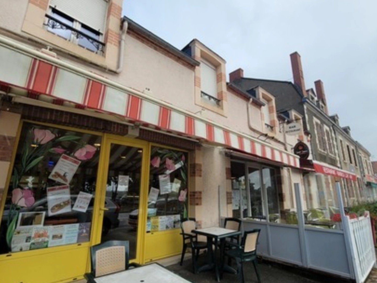 Commerce 11 pièces 240 m²