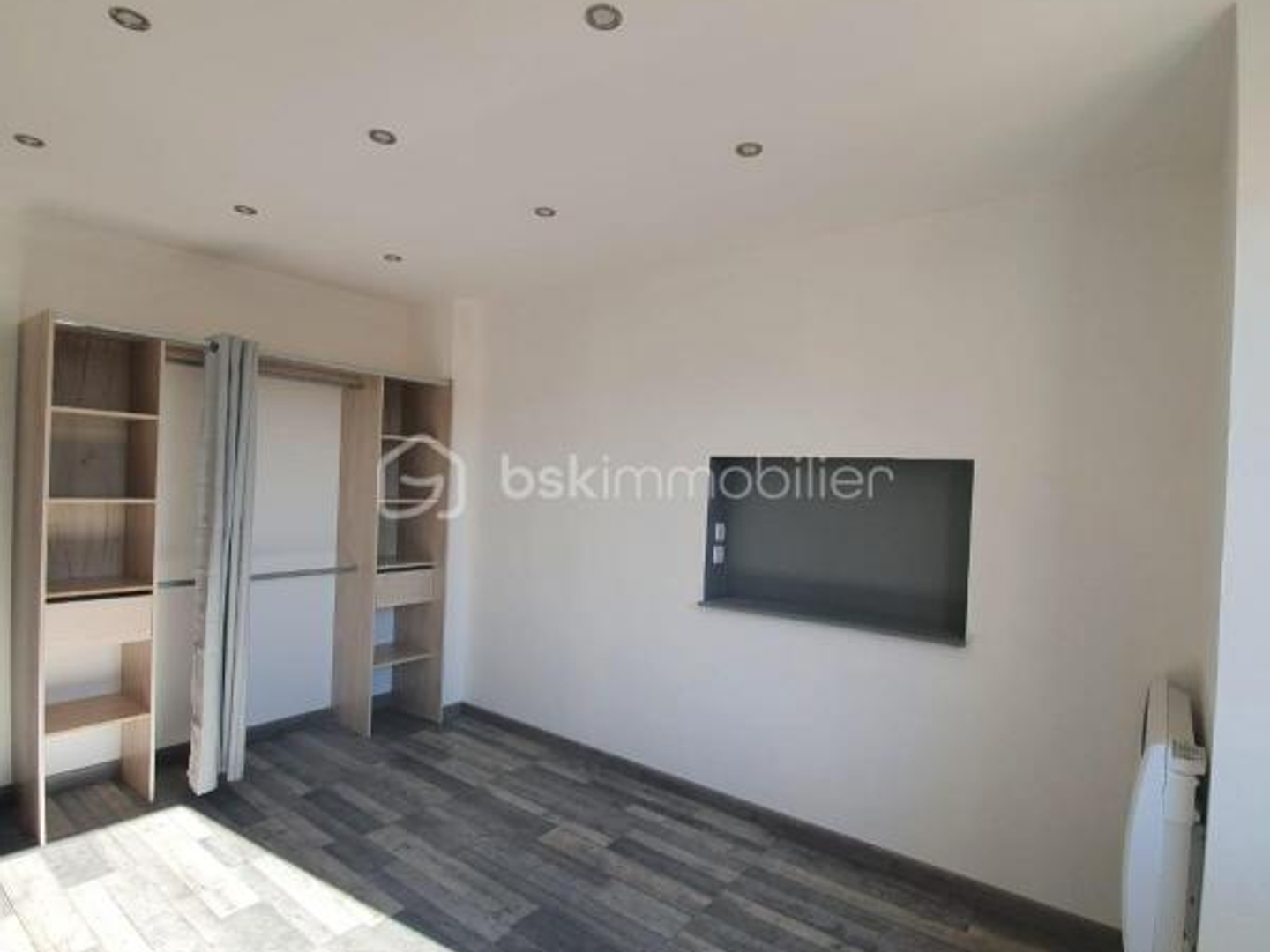 Immeuble à vendre - 83m2 - Millau (12100)
