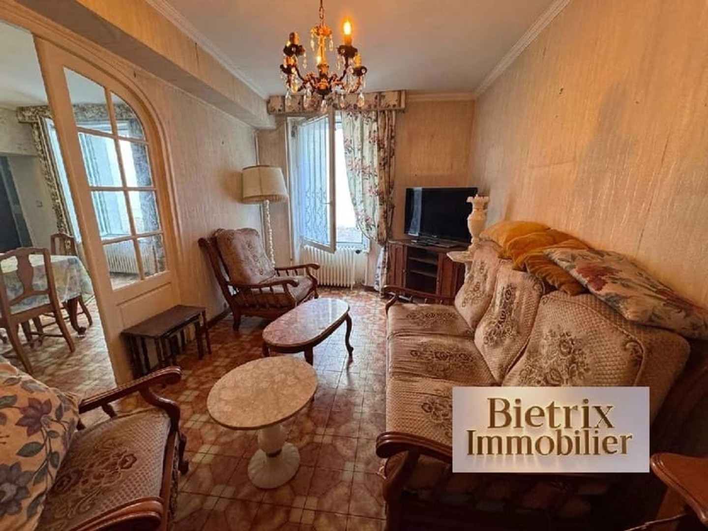 Locaux à vendre - 5 pièces - 120m2 - L'isle-Adam (95290)
