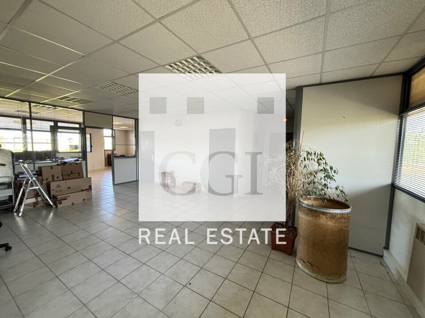 Bureaux à vendre - 509m2 - Bron (69500)