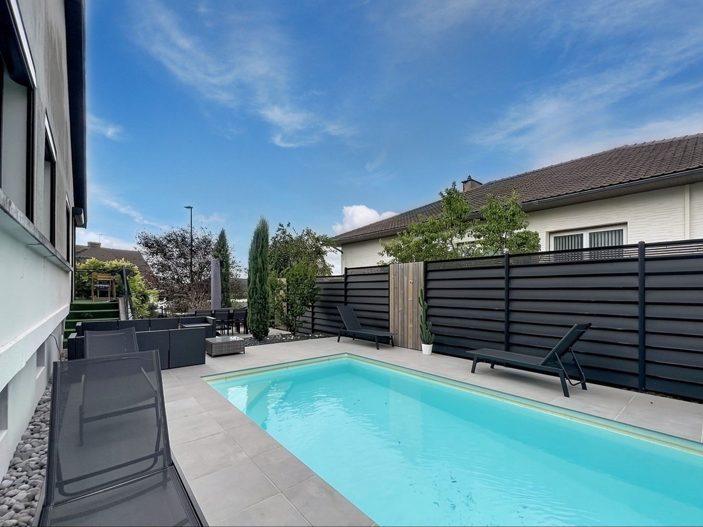 Maison à vendre - 6 pièces - 123m2 - Fontaine-Lès-Dijon (21121)