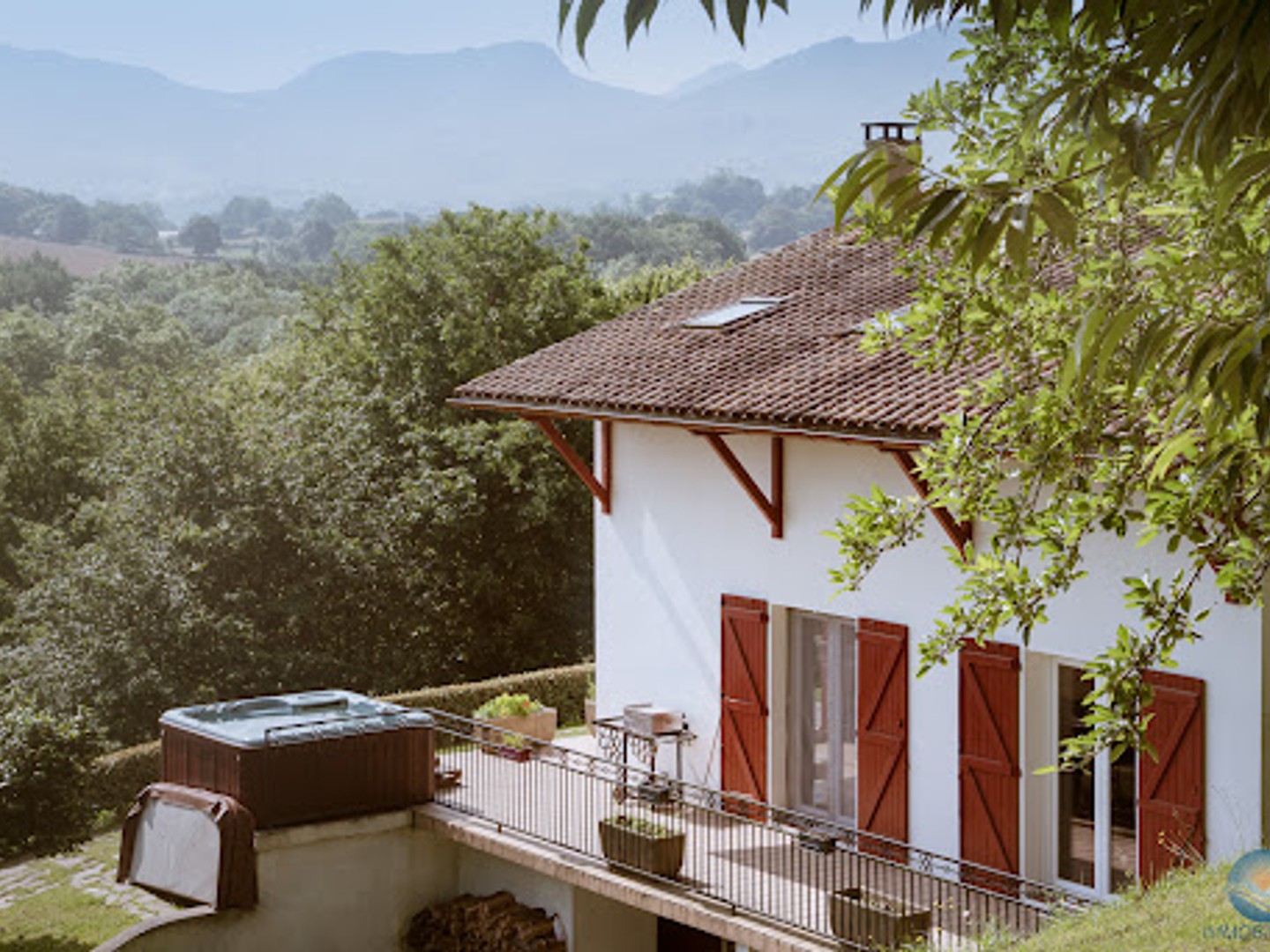 Maison 8 pièces 230 m²