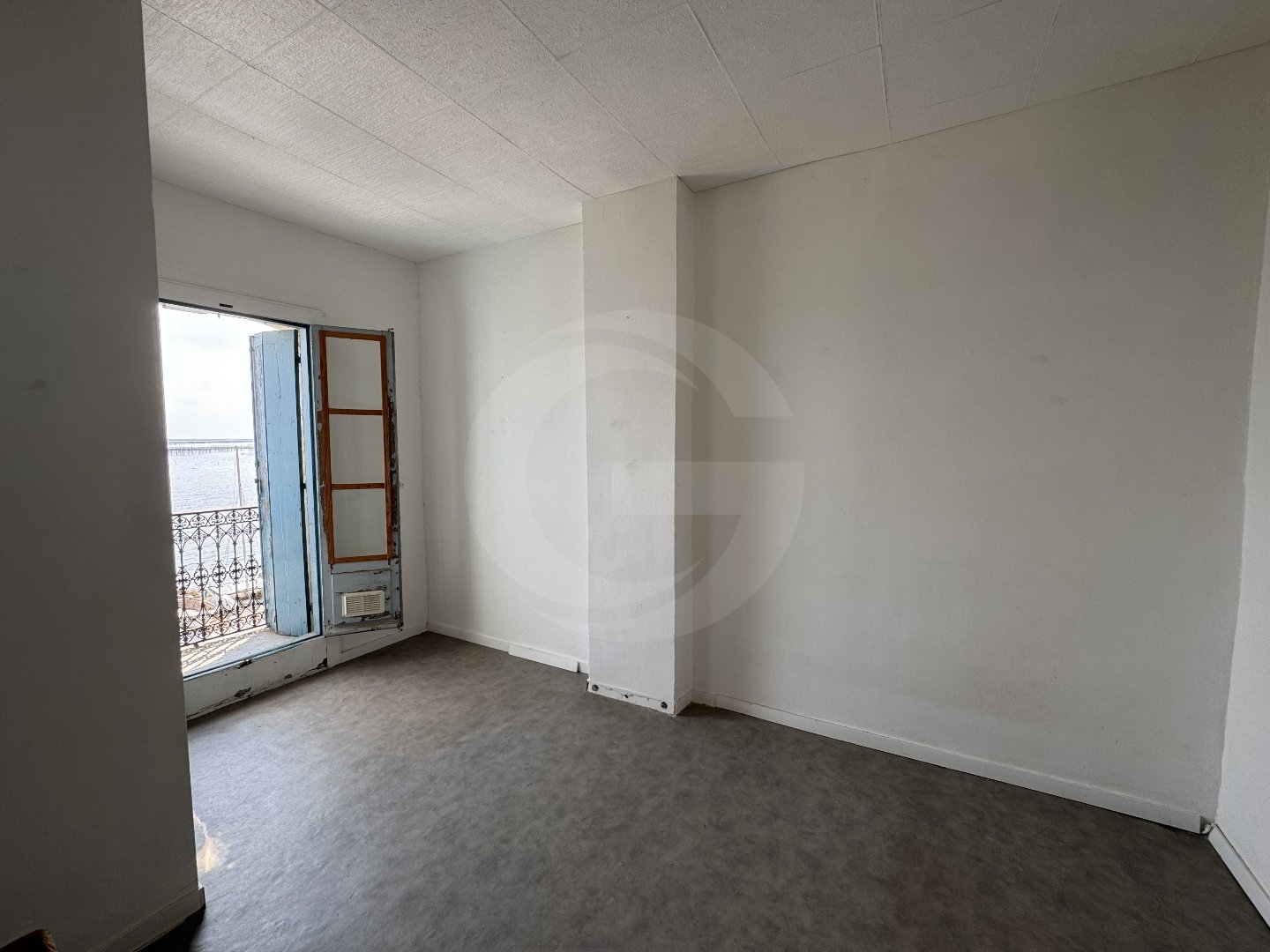 Locaux à vendre - Bouzigues (34140)