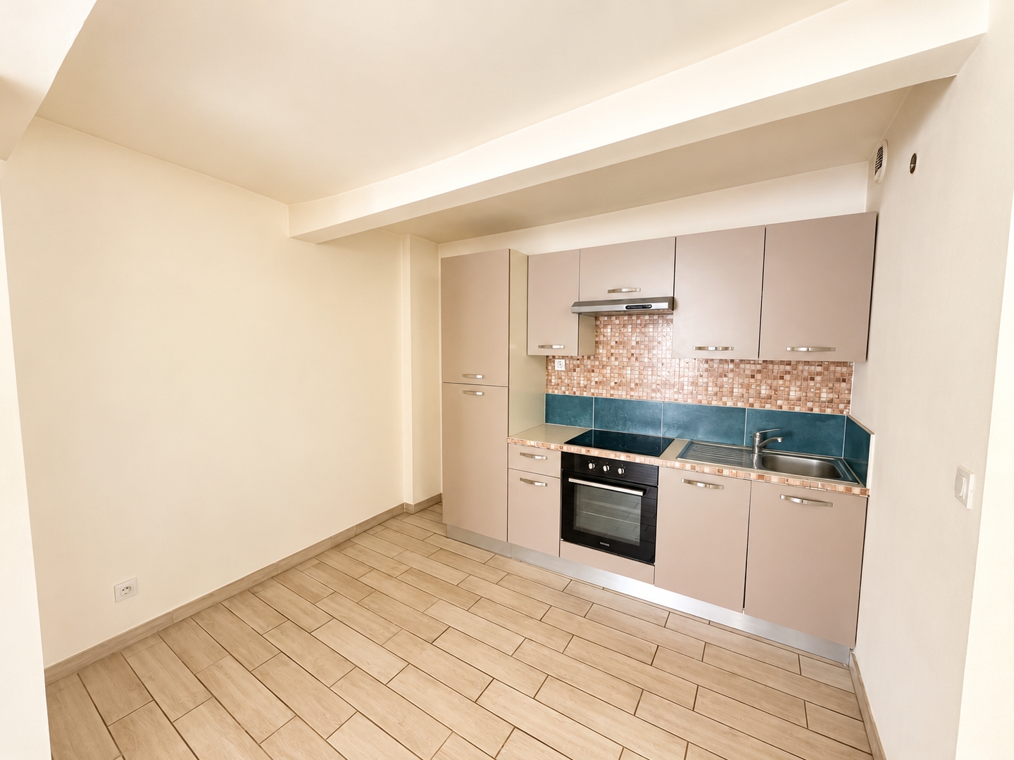 Appartement à vendre - 1 pièce - 42m2 - Toulon (83000)