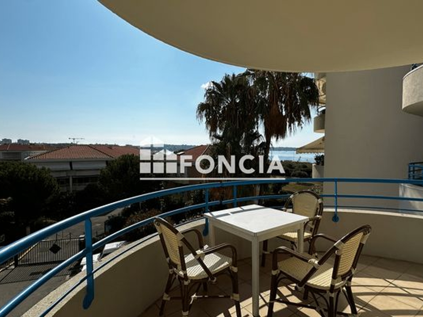 Appartement à vendre - 2 pièces - 37m2 - Antibes (06160)