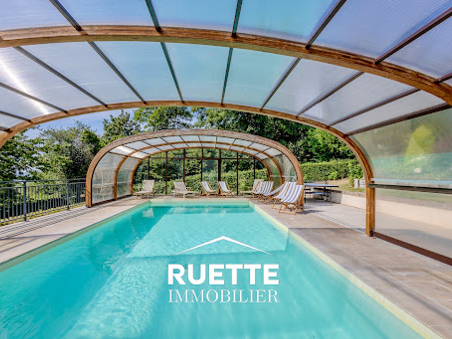 Maison à vendre - 40 pièces - 1049m2 - Saint-Samson-De-L... (27680)