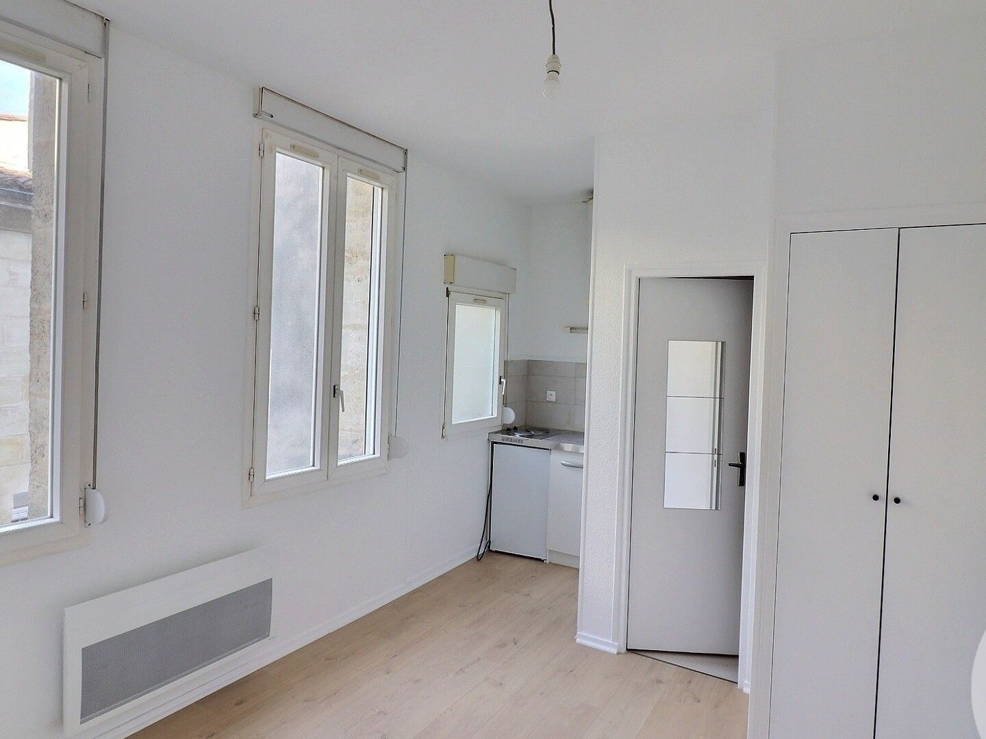 Studio 1 pièce 14 m²