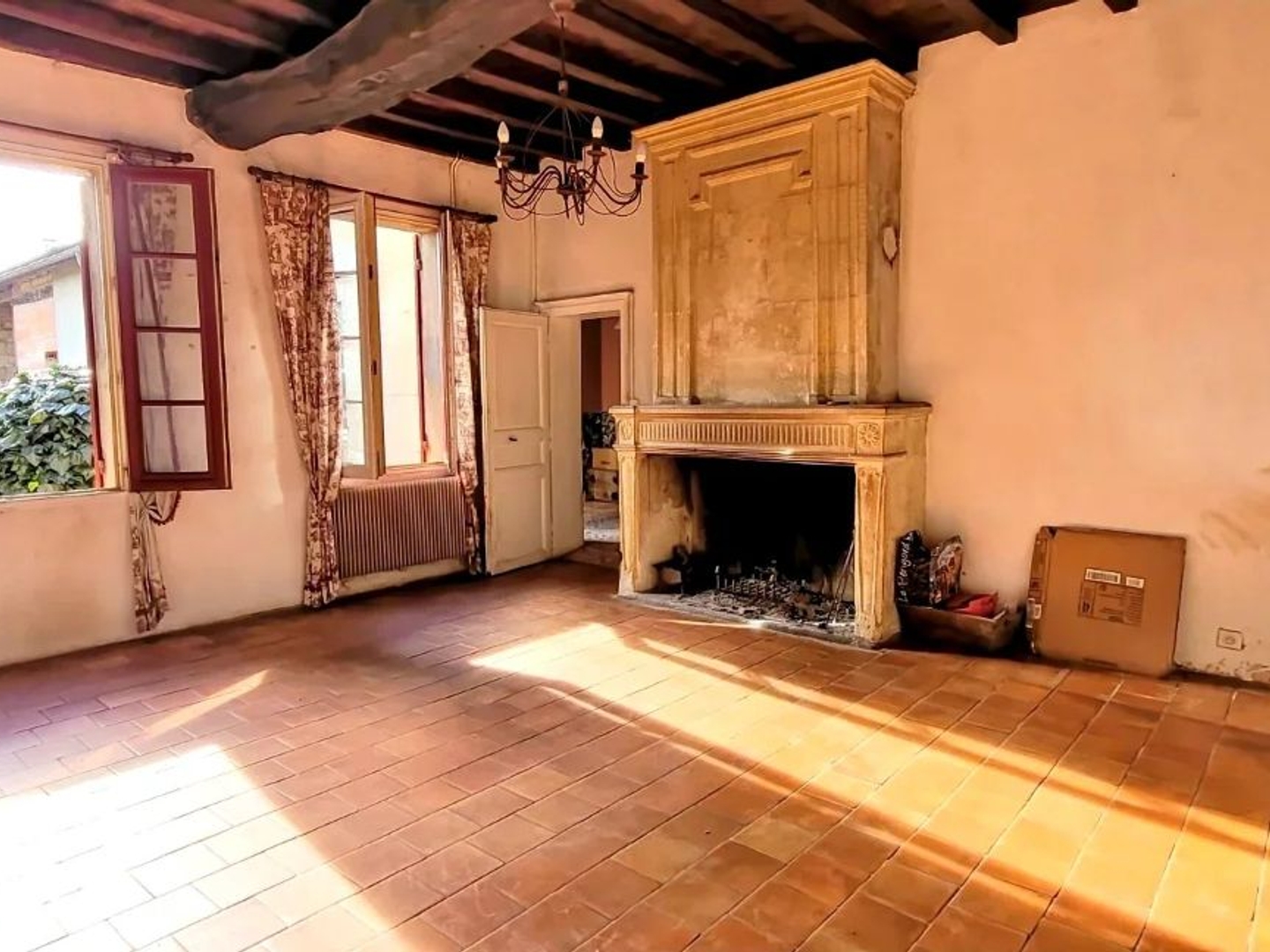 Maison à vendre - 8 pièces - 260m2 - Abzac (33230)