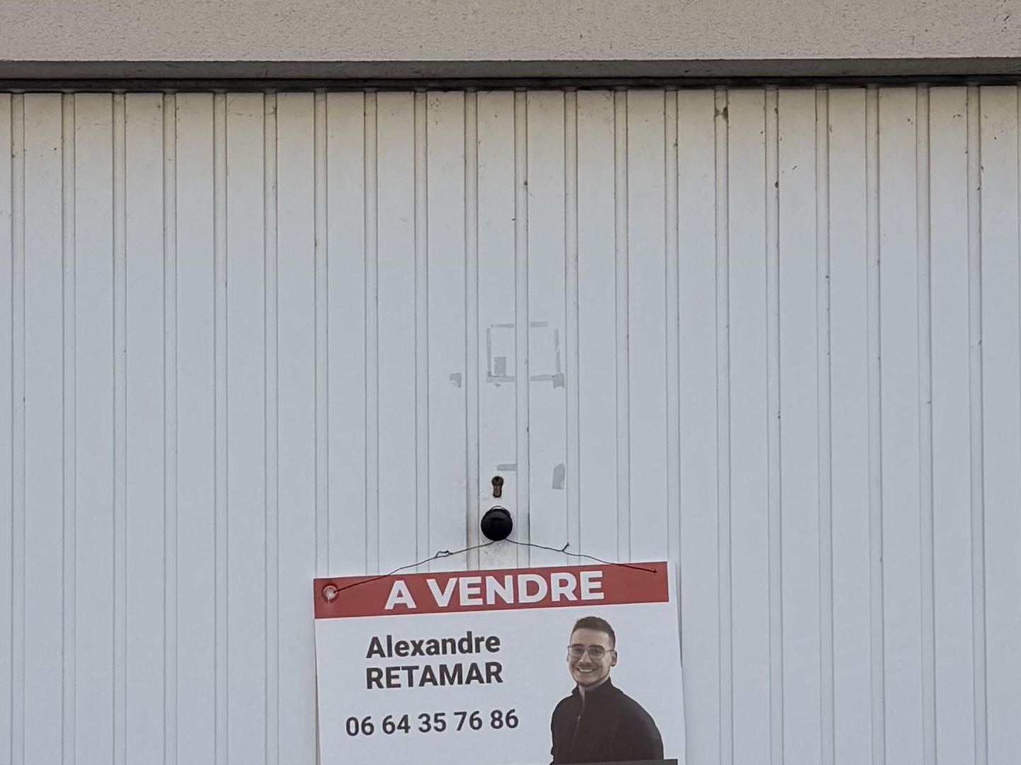 Parking / garage / box à vendre - Villemandeur (45700)