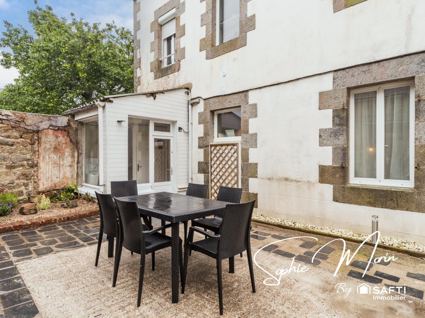 Maison familiale au coeur du bourg de Plouaret