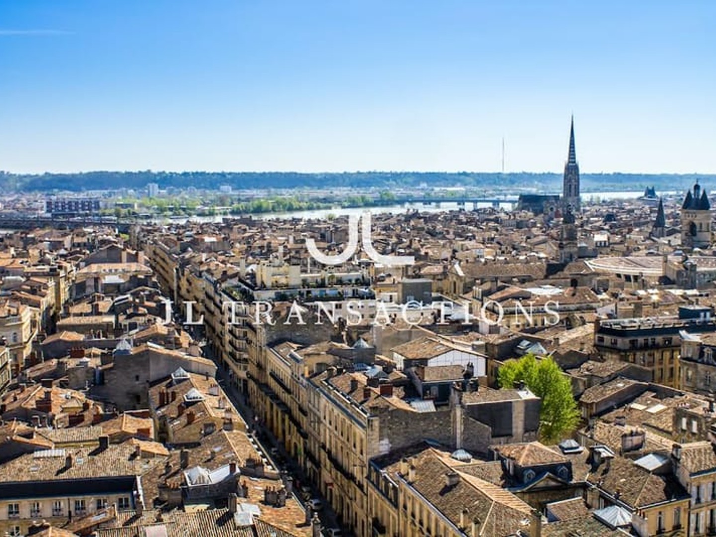 Local 4 pièces 119 m²