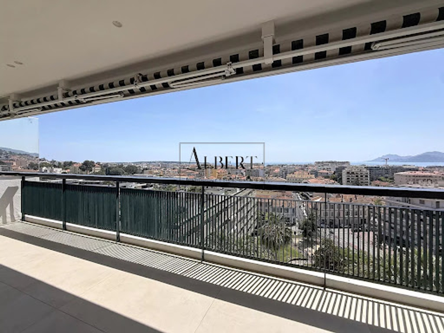 Appartement à vendre - 3 pièces - 90m2 - Cannes (06400)