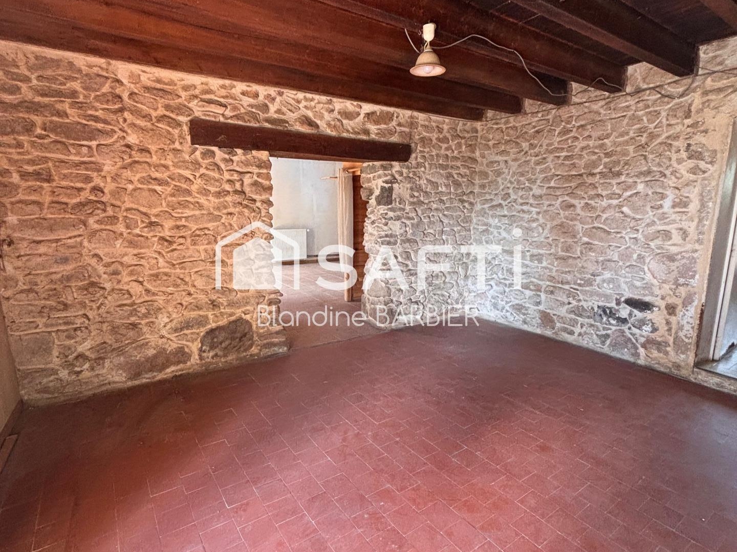 Maison à vendre - 4 pièces - 139m2 - Mesvres (71190)