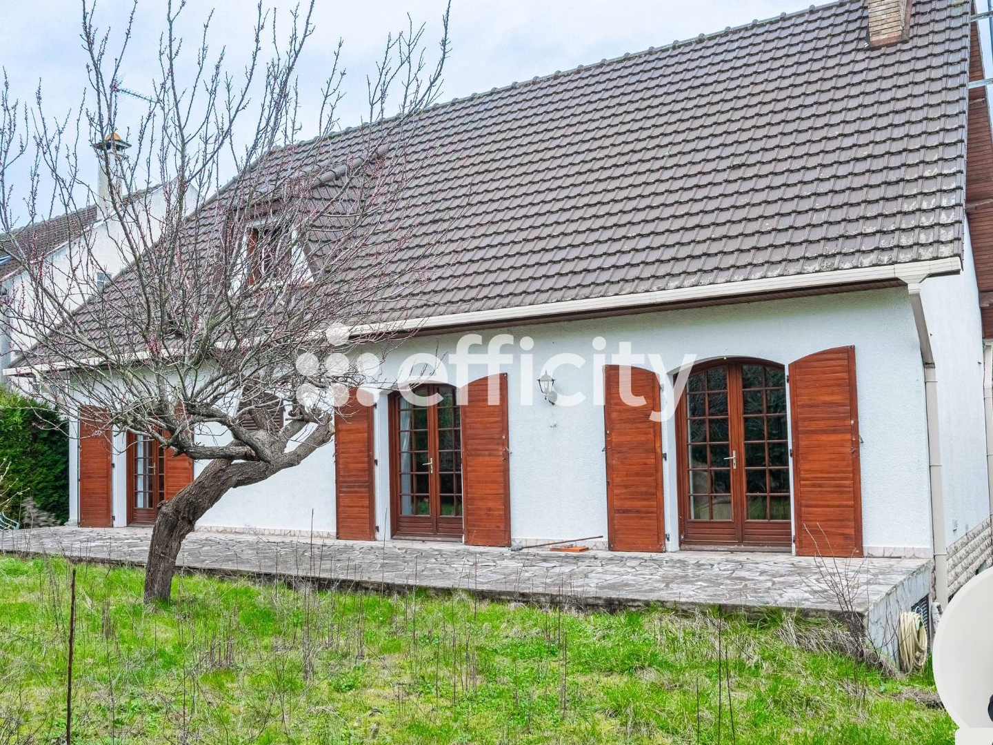 Maison à vendre - 6 pièces - 157m2 - Villeneuve-Le-Roi (94290)
