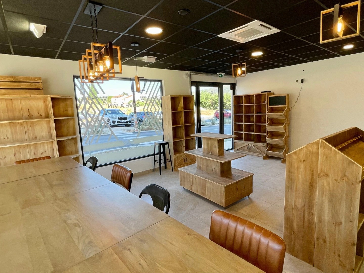 Locaux à vendre - 48m2 - Cuges-Les-Pins (13780)