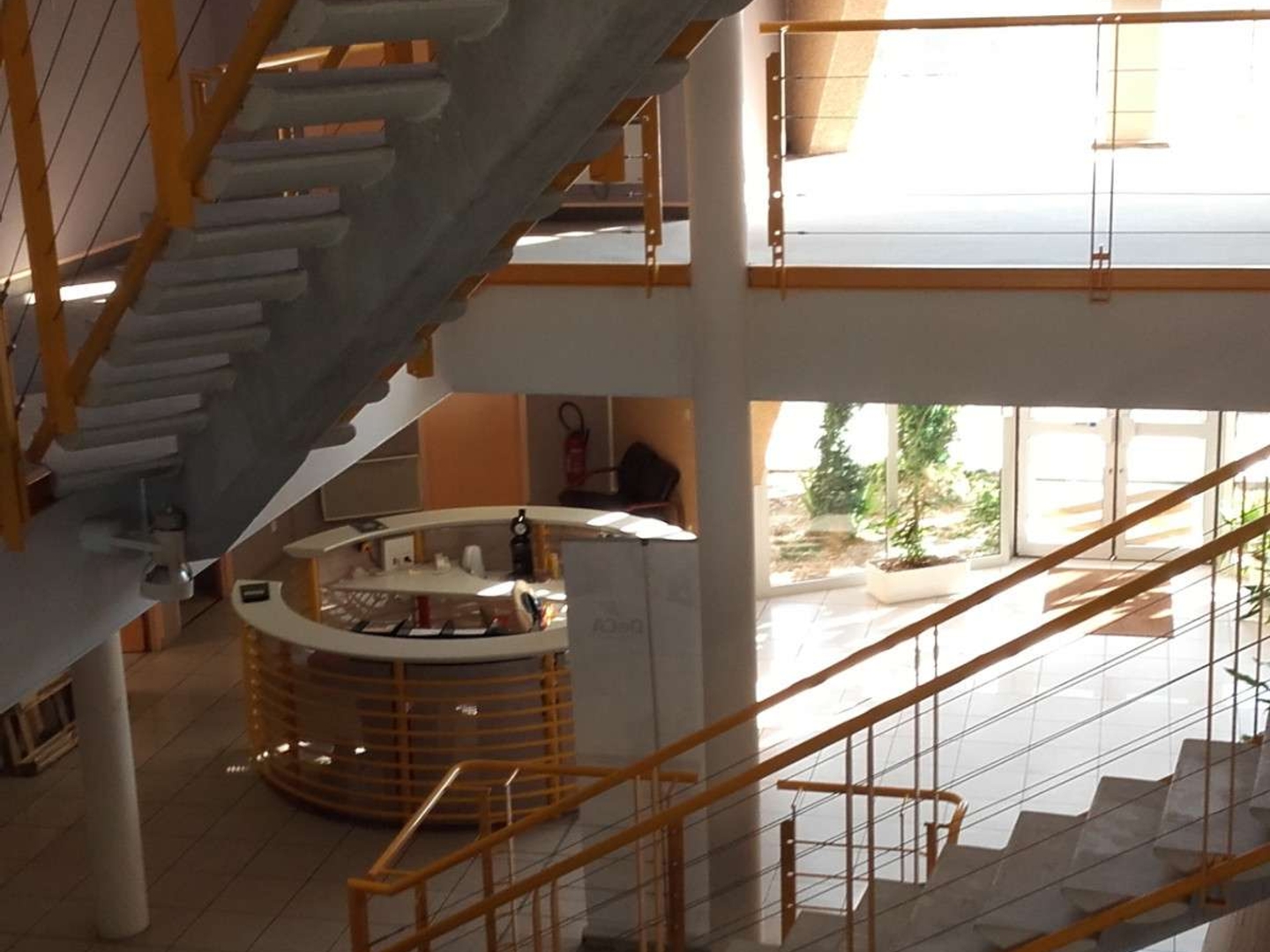 Vend bureaux de 1406m² proche d'Amiens