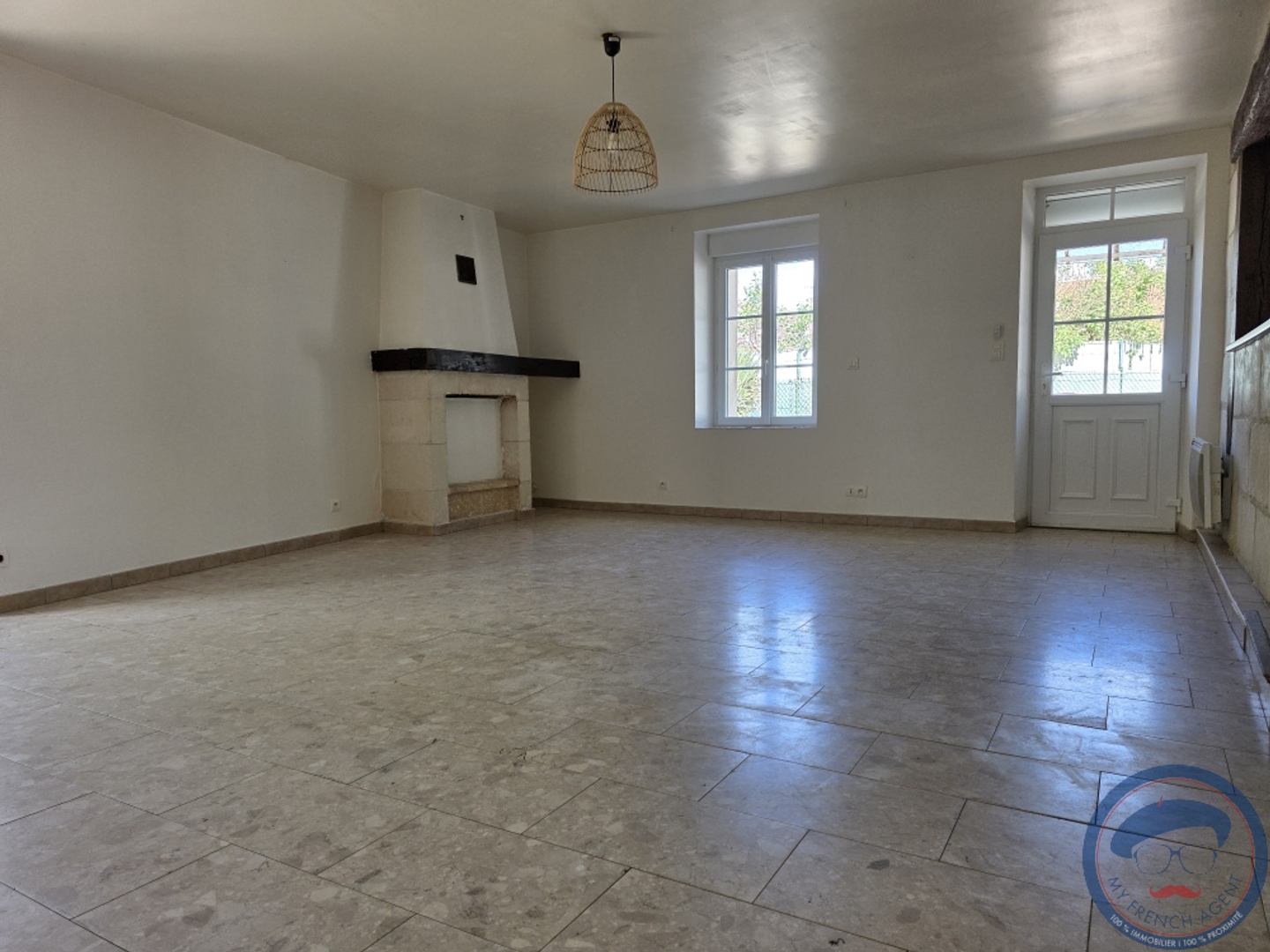 Maison à vendre - 6 pièces - 148m2 - Faverolles-Sur-Cher (41400)