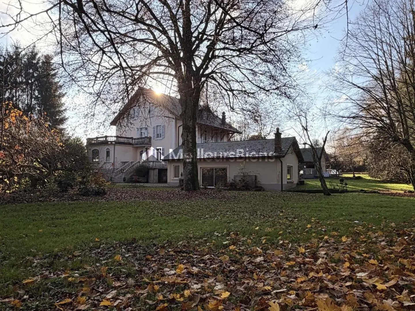 Maison 12 pièces 375 m²