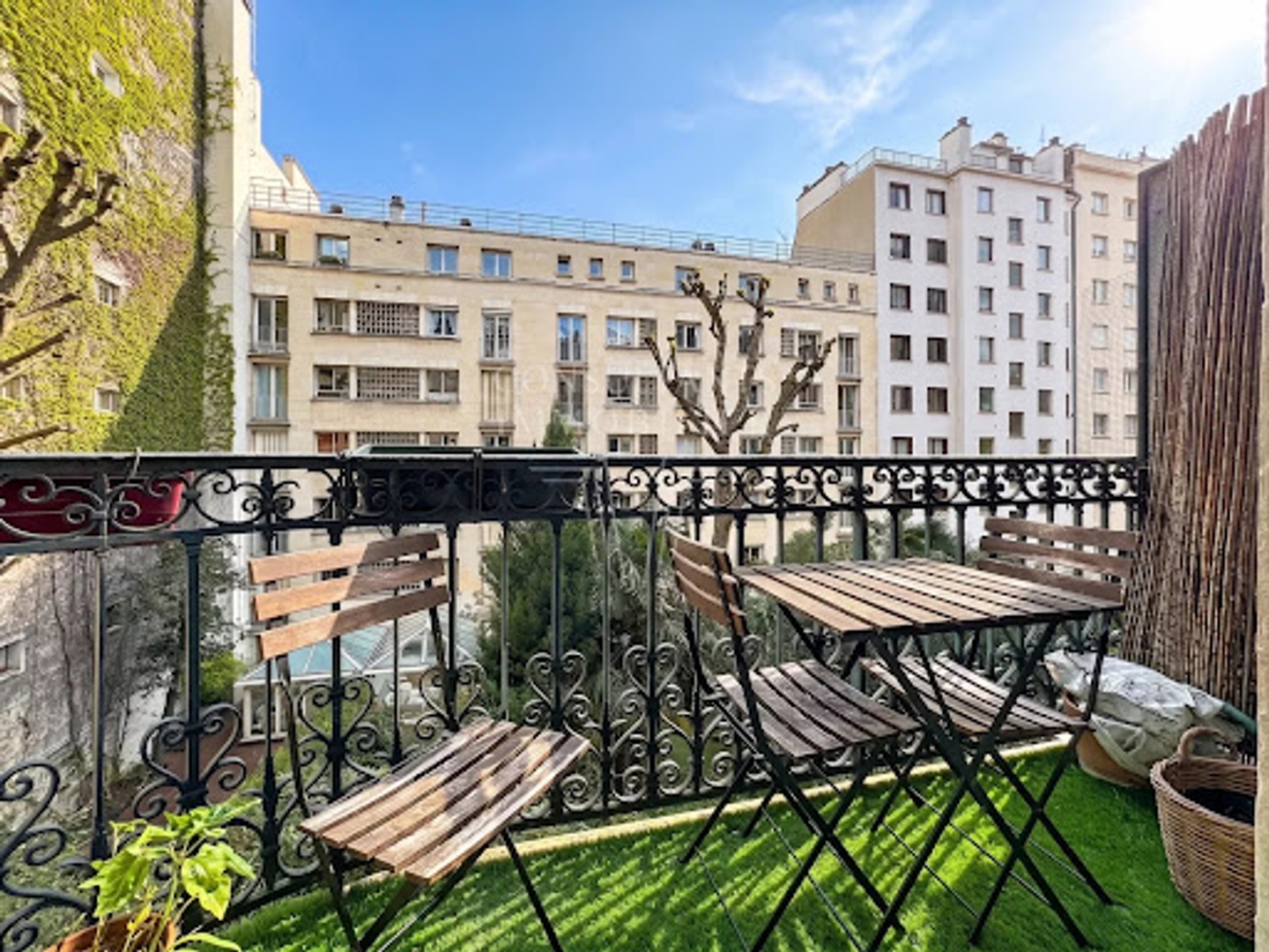 Appartement à vendre - 6 pièces - 129m2 - Paris 16e (75016)