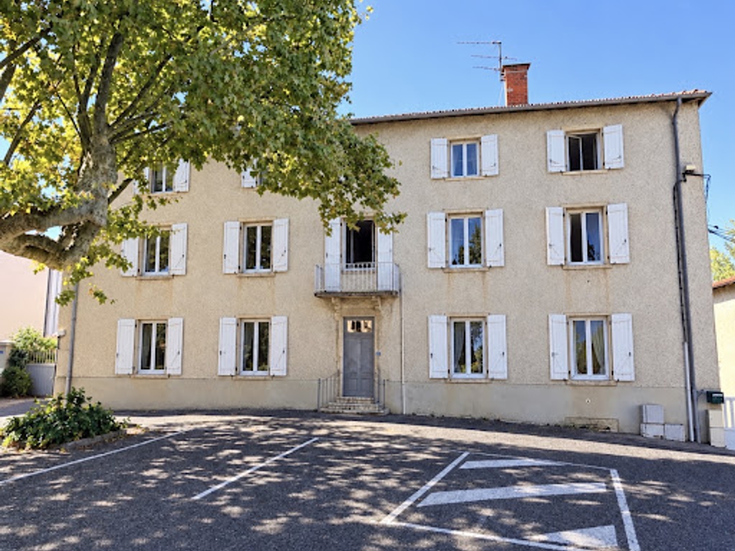 Propriété 330 m²