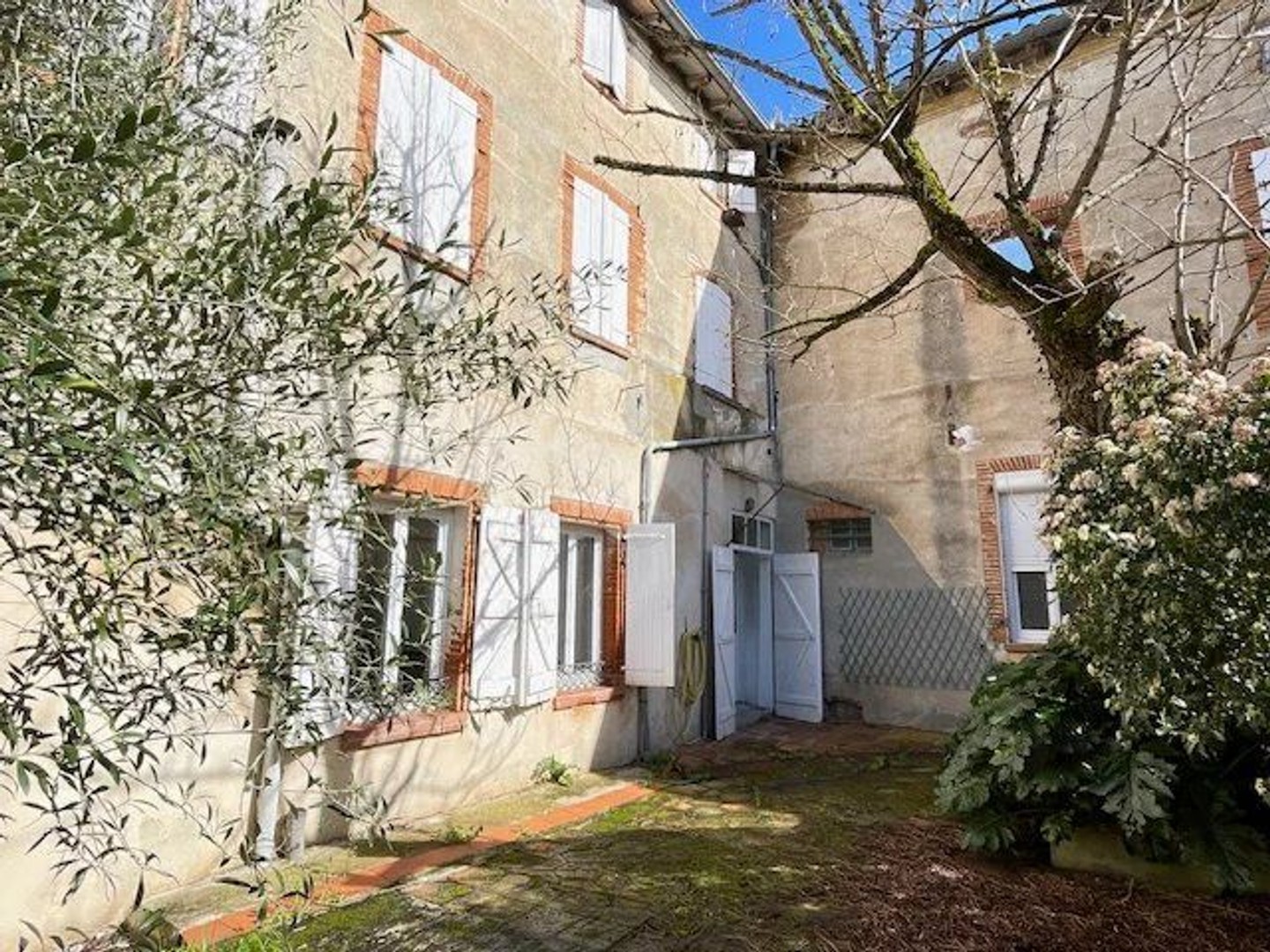 Immeuble 10 pièces 300 m²