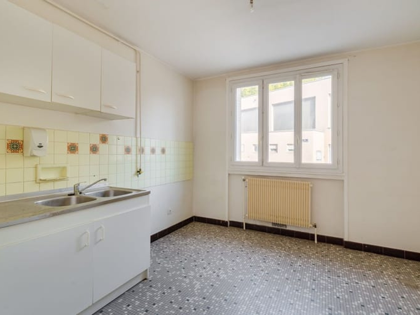 Appartement à vendre - 2 pièces - 37m2 - Lyon 7e (69007)
