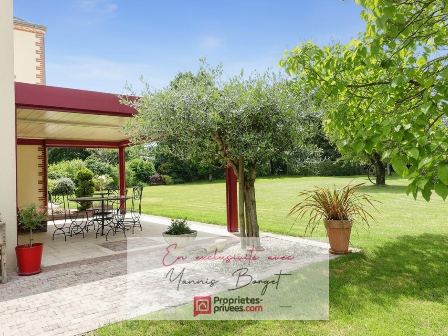 Appartement à vendre - 9 pièces - 181m2 - Chauché (85140)