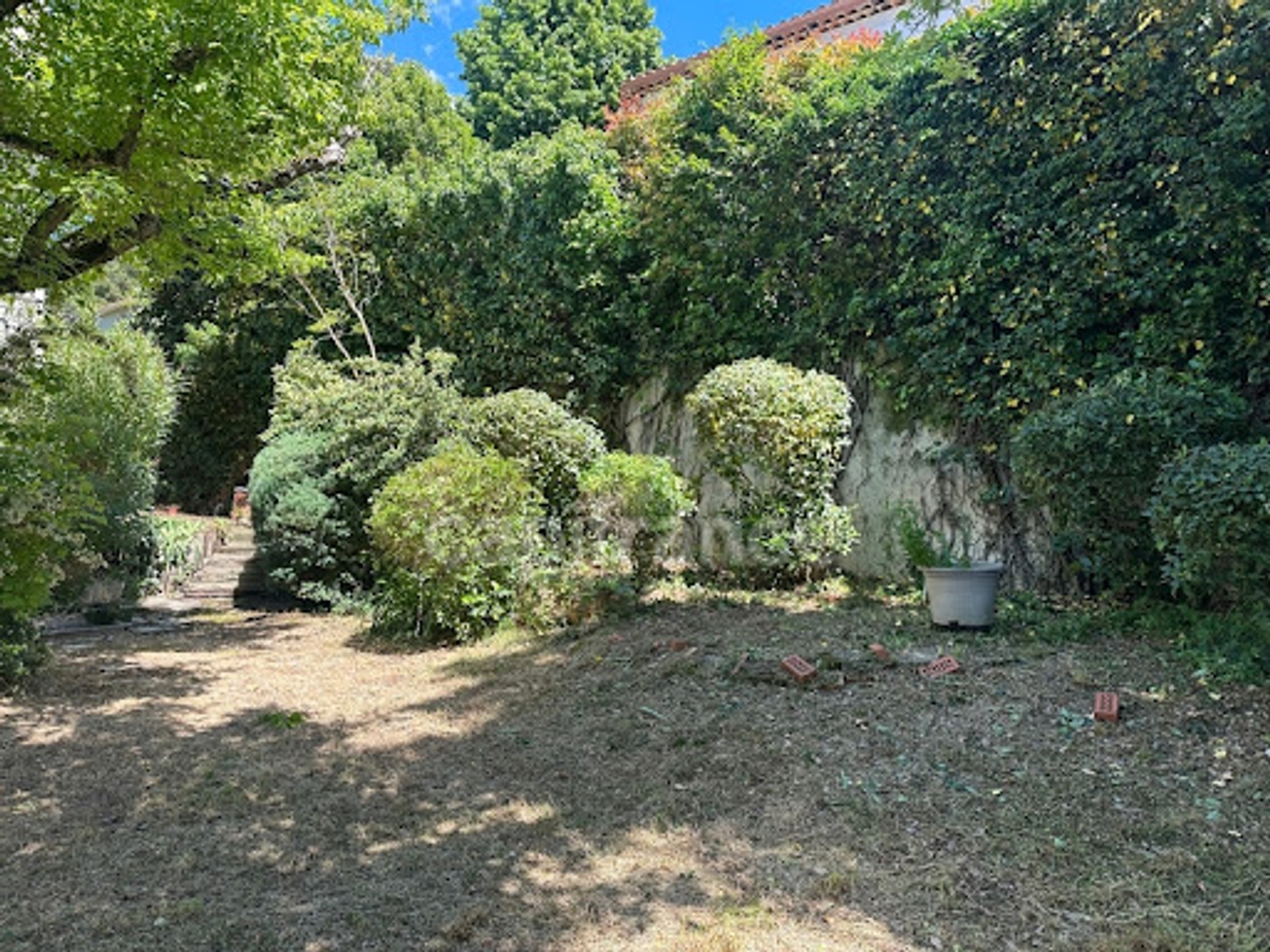 Maison à vendre - 10 pièces - 309m2 - Aix-En-Provence (13090)