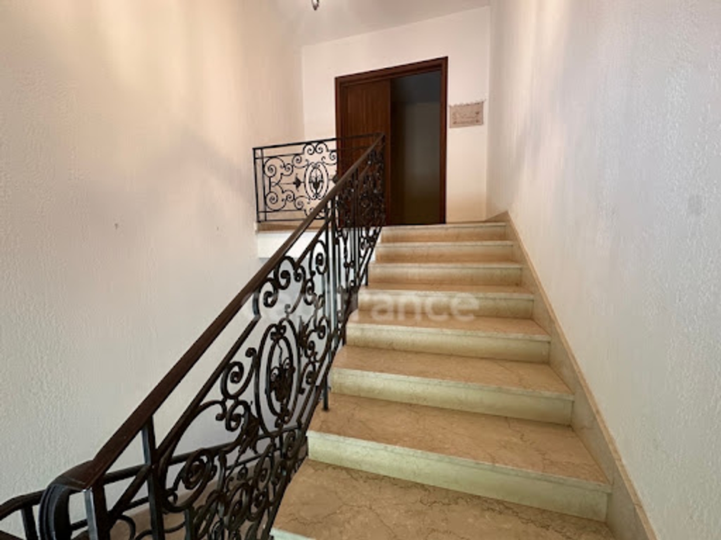 Maison à vendre - 10 pièces - 309m2 - Aix-En-Provence (13090)
