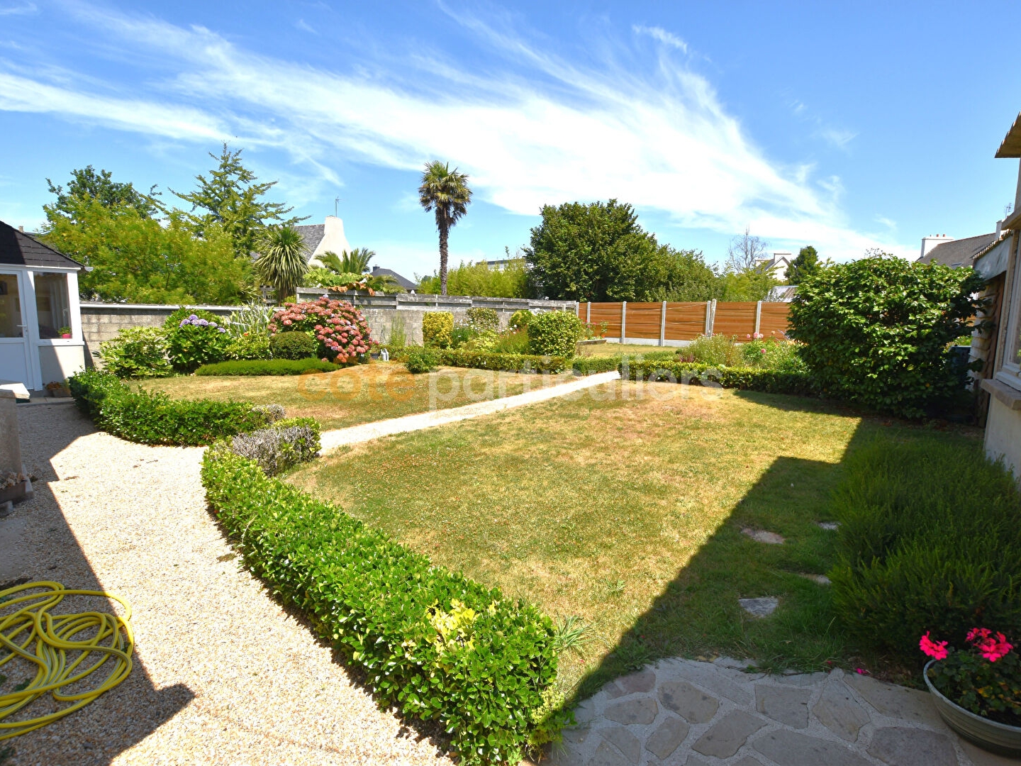 LE FOLGOET - 4 CHAMBRES - 130m²