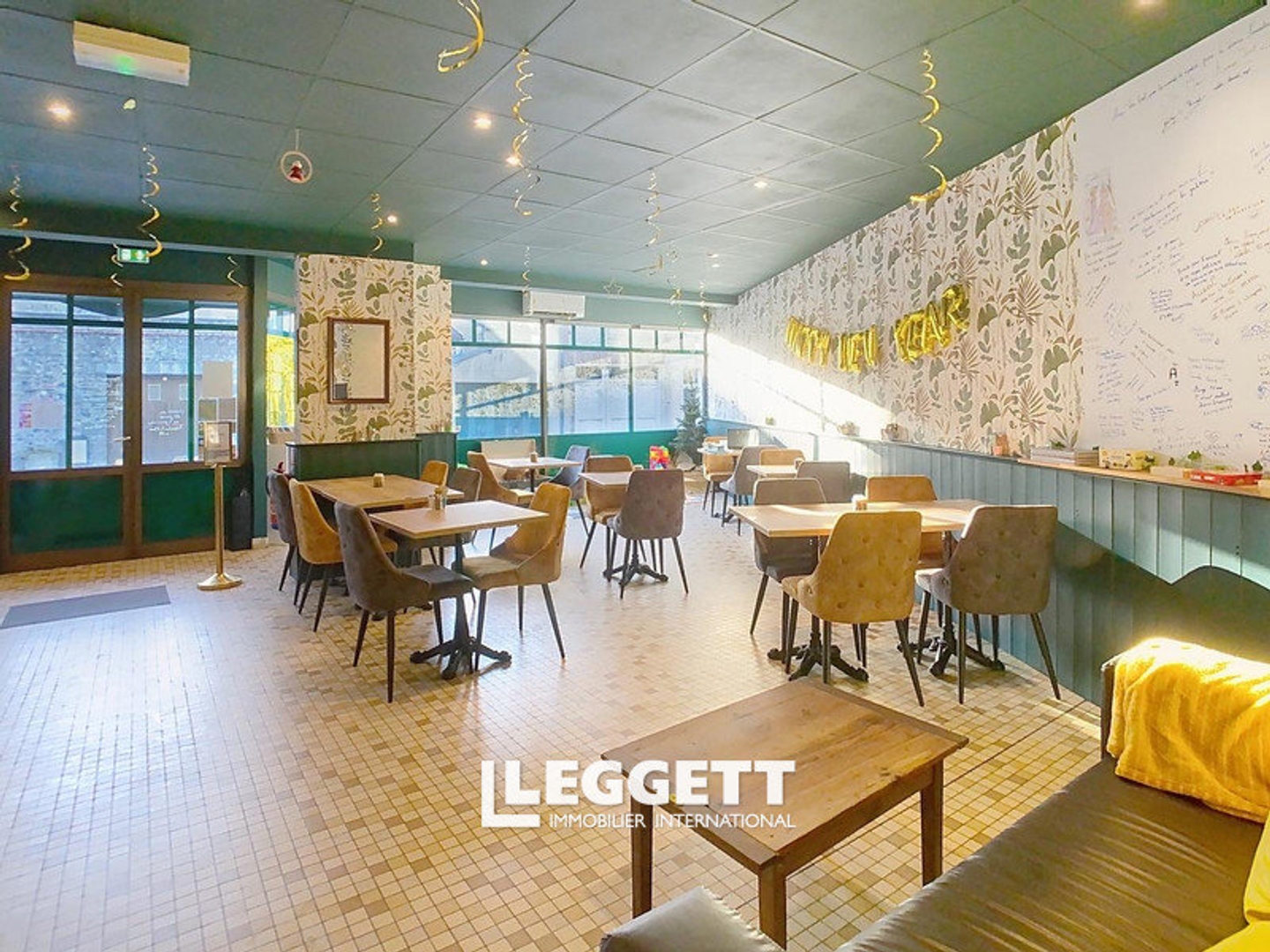 Magasin à vendre - 8 pièces - 100m2 - Sainte-Mère-Église (50480)