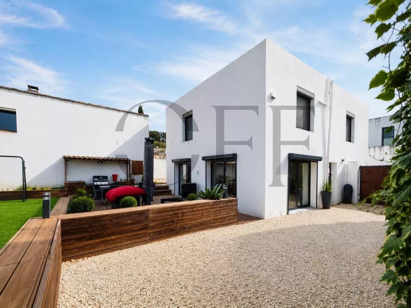 Vends t5 - 107 m² - Marseille 12ème 13012