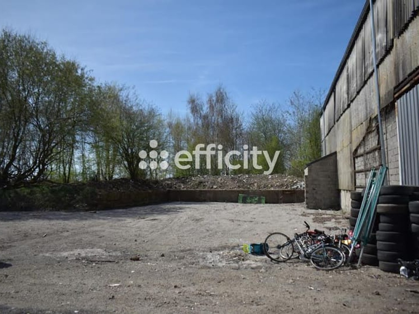 Locaux à vendre - 800m2 - L'hôpital (57490)