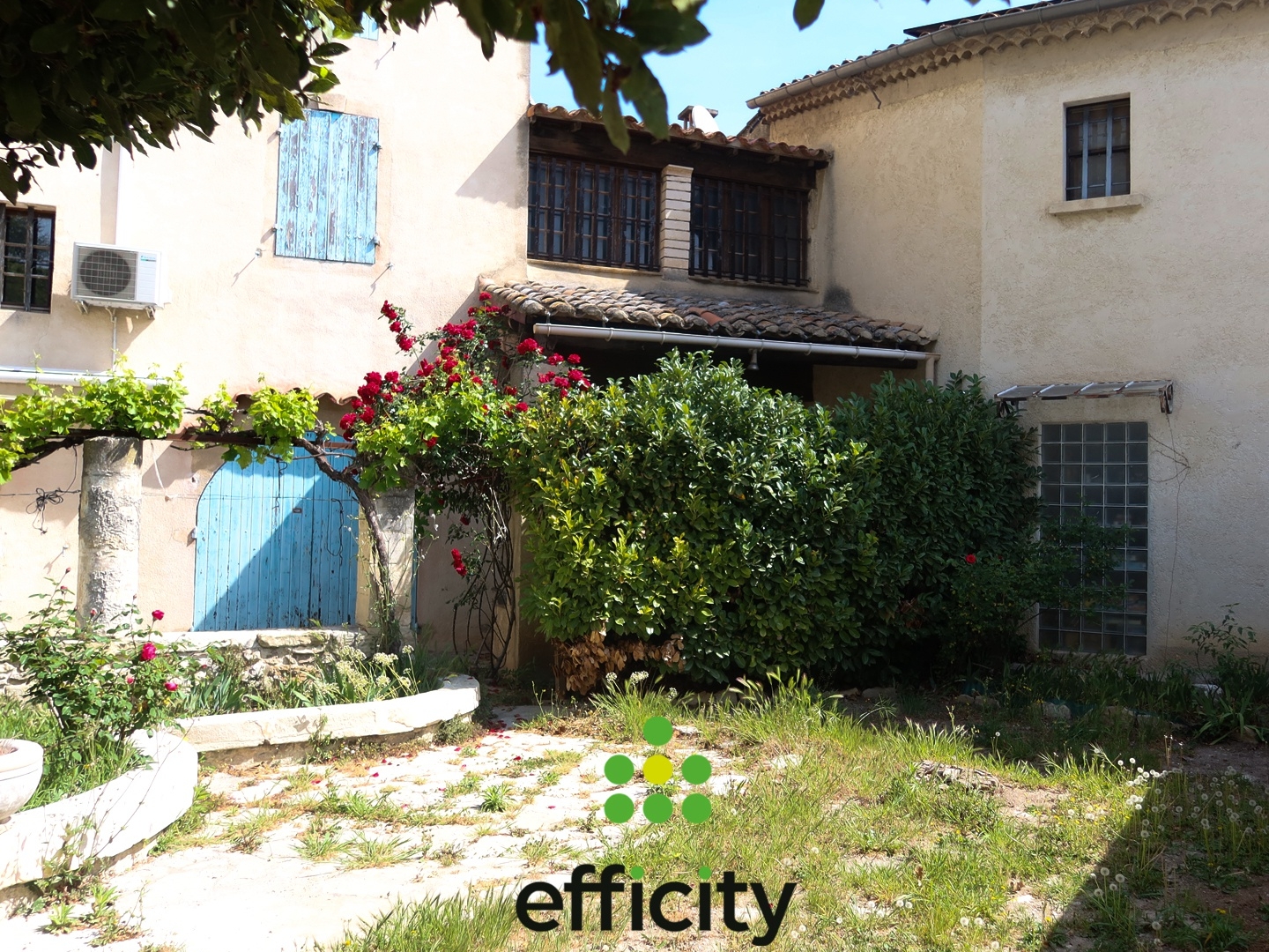 Maison à vendre - 6 pièces - 262m2 - Mouriès (13890)
